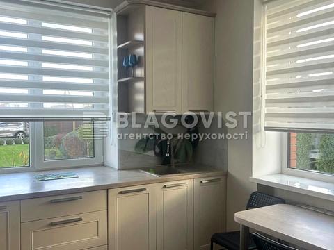 дом по адресу Новокиевская ул.