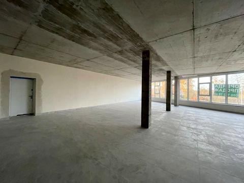 комерційна за адресою Квіткова вул., 28