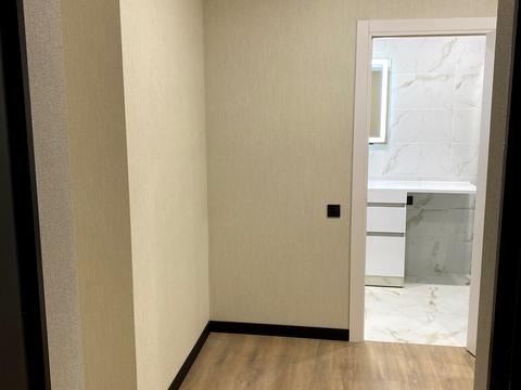 комерційна за адресою Кирилівська вул. (Фрунзе), 37-А