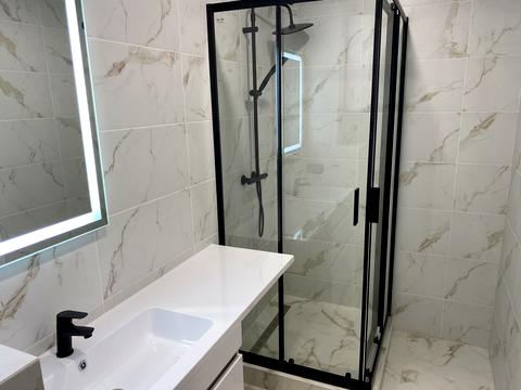 комерційна за адресою Кирилівська вул. (Фрунзе), 37-А