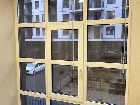 комерційна за адресою Кирилівська вул. (Фрунзе), 37-А