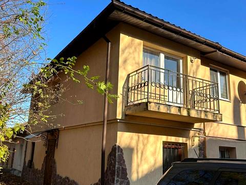 квартира за адресою Івана Карпинця вул. (), 4а