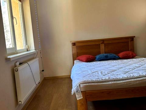 квартира за адресою Івана Карпинця вул. (), 4а