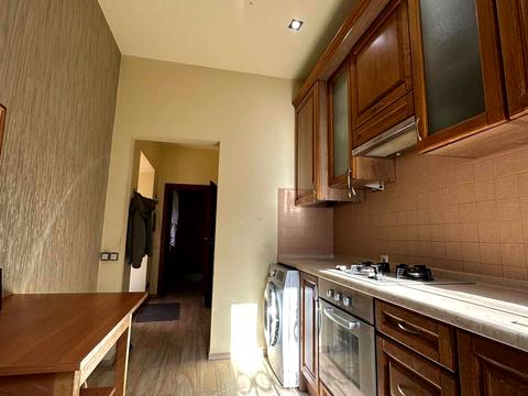 квартира за адресою Івана Карпинця вул. (), 4а