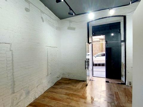 комерційна за адресою Івана Ґонти вул., 1