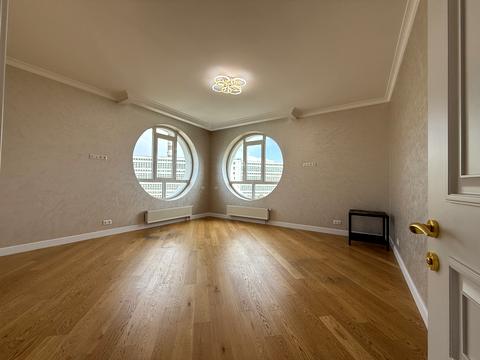 комерційна за адресою Кловський узвіз, 7