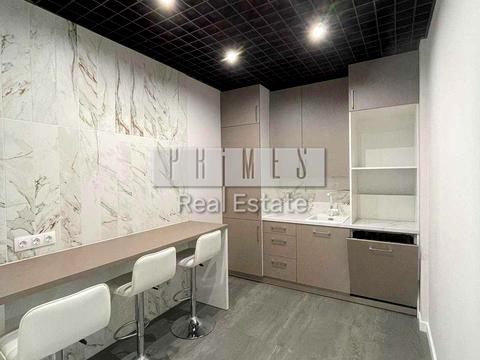 комерційна за адресою Антоновича вул. (Горького), 44