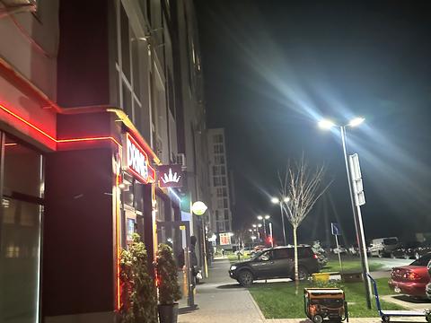 комерційна за адресою Трускавецька вул., 145