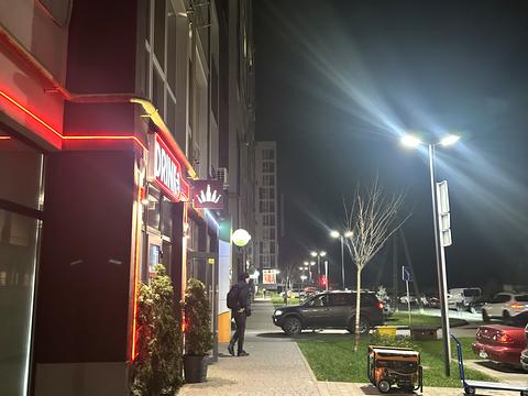 комерційна за адресою Трускавецька вул., 145