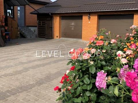 дом по адресу Вірності