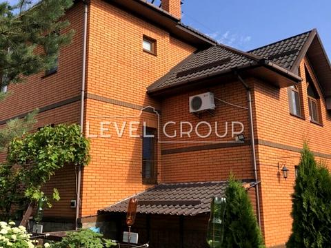 дом по адресу Вірності