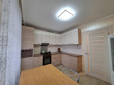 квартира за адресою Довженка вул., 26