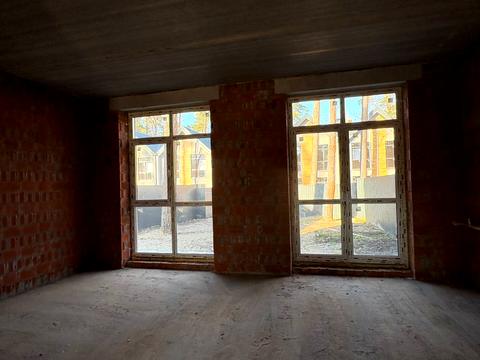 будинок за адресою Михайла Булгакова вул.