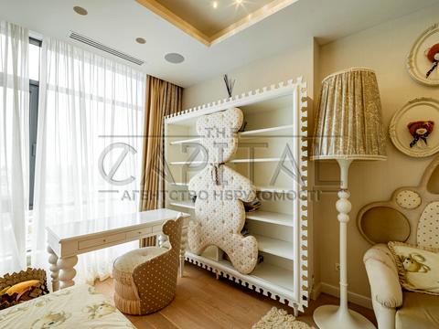 квартира за адресою Болсуновська вул. (Сергія Струтинського), 2