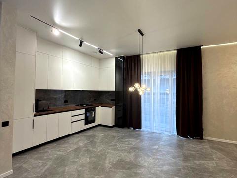 будинок за адресою Успішна, 20