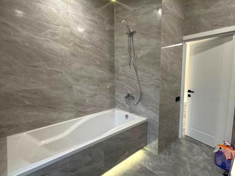 будинок за адресою Успішна, 20