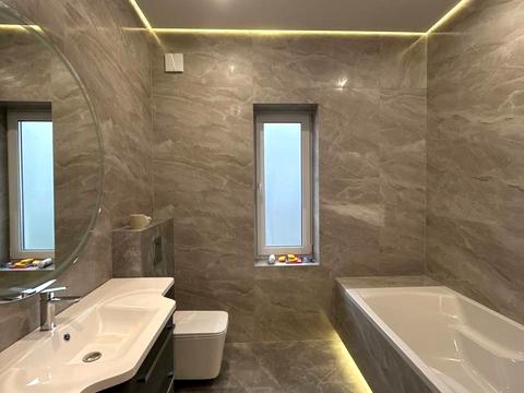 будинок за адресою Успішна, 20