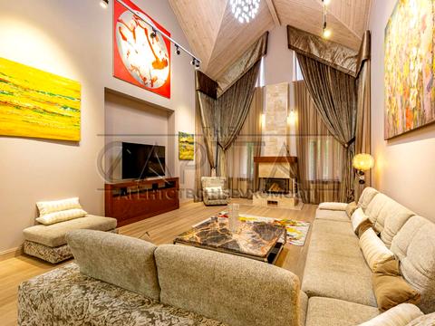 дом по адресу Світанкова