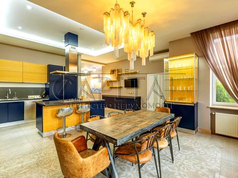 дом по адресу Світанкова