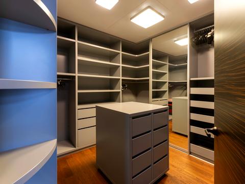 квартира по адресу Андрея Верхогляда ул. (Михайла Драгомирова), 16