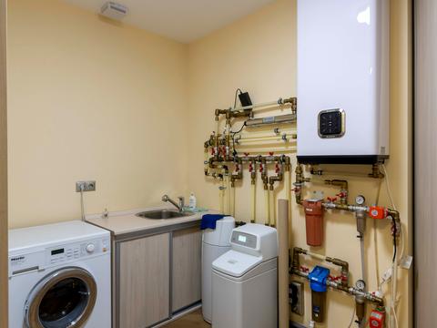 квартира по адресу Андрея Верхогляда ул. (Михайла Драгомирова), 16