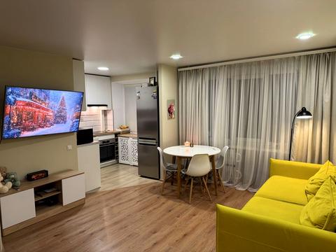 квартира по адресу Независимой Украины ул. (40 лет Советской Украины), 111