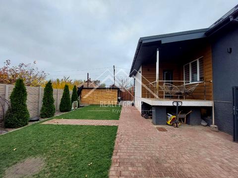 будинок за адресою Грушева вул. (Шаповалова)