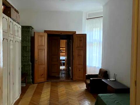 квартира по адресу Пекарская ул., 45