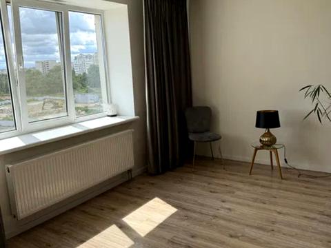 квартира за адресою Академіка Корольова вул., 16/1