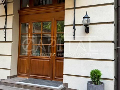 квартира за адресою Євгена Чикаленка вул. (Пушкінська), 19-Б