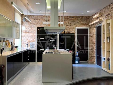 квартира за адресою Євгена Чикаленка вул. (Пушкінська), 19-Б