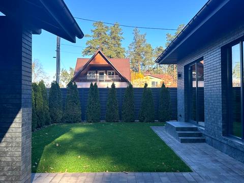 дом по адресу Институтская ул. (Артема)