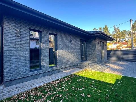 дом по адресу Институтская ул. (Артема)