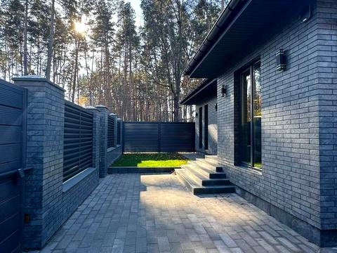 дом по адресу Институтская ул. (Артема)