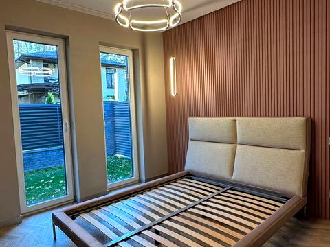 дом по адресу Институтская ул. (Артема)