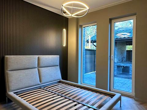 дом по адресу Институтская ул. (Артема)