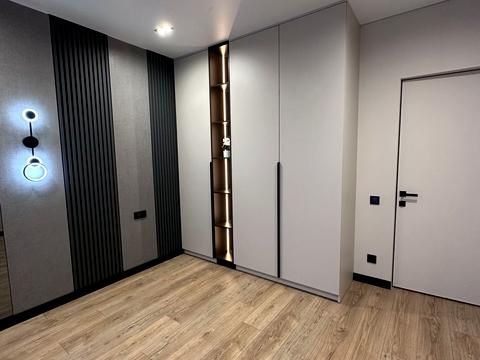 квартира по адресу Олександра Олеся ул., 17