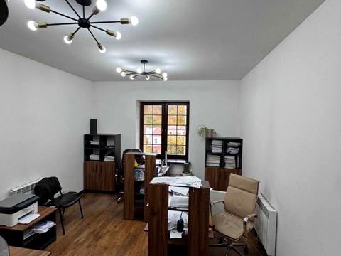 комерційна за адресою Кожум'яцька вул., 16-А