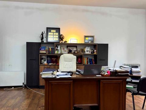 комерційна за адресою Кожум'яцька вул., 16-А