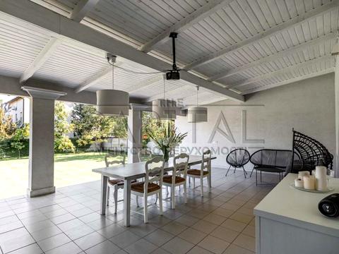 дом по адресу Киевская ул.