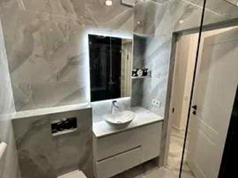 квартира по адресу Угорская ул., 3