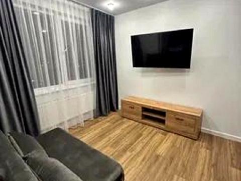 квартира по адресу Угорская ул., 3