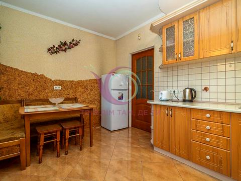 квартира за адресою Пилипа Орлика вул., 7