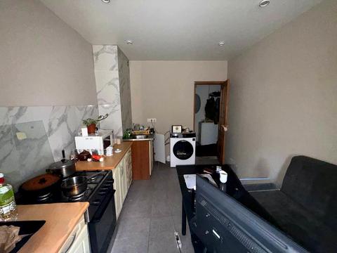 квартира за адресою Набережна Перемоги вул., 118