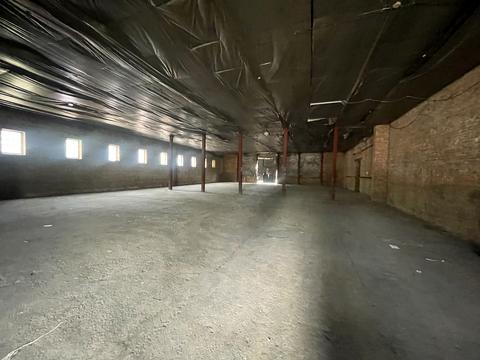 комерційна за адресою Князя Володимира вул., 100