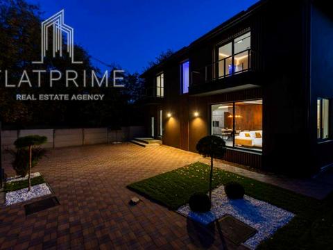 будинок за адресою Центральна вул.