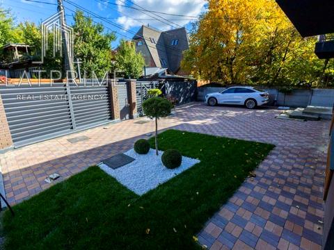 будинок за адресою Центральна вул.