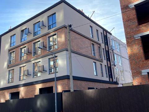 комерційна за адресою Поліська вул., 4