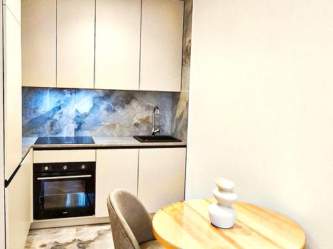 квартира за адресою Олександра Олеся вул., 8/17