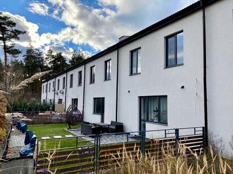 дом по адресу Лучшая ул. (Ломоносова)